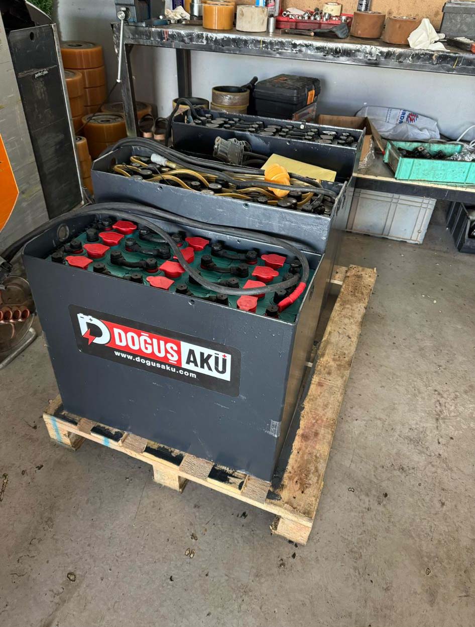 Traksiyoner ve Forklift Akü Servisi